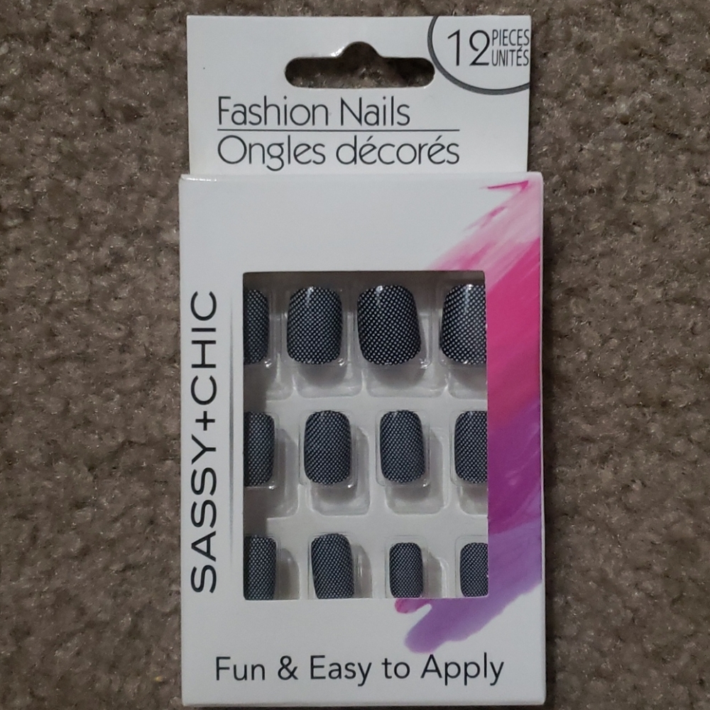 Fishnet Style Nails (SURPRISE GIFT) Sassy + Chic